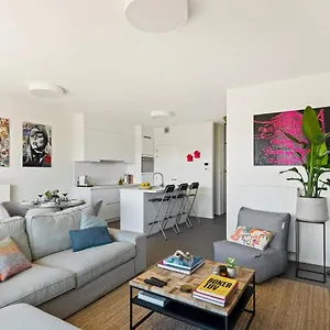 ernest-33.hotelsghent.com/