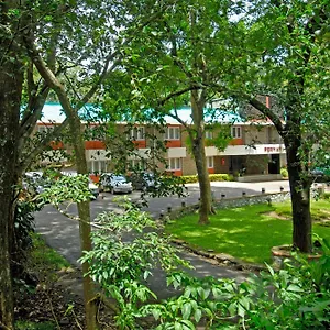 Resort Periyar House